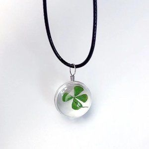 4 Leaf Clover Necklace - Pressed Flower - Terrarium Necklace Good Luck C…